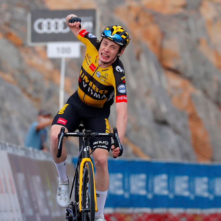 Jonas Vingegaard Takes Control in Epic Tour de France Time&nbsp;Trial