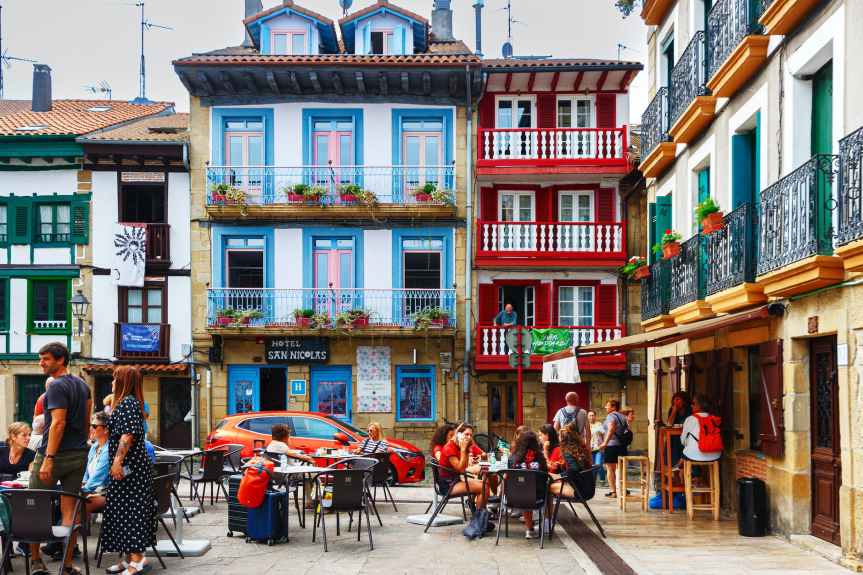 The Vibrant Heartland: Basque Country’s Undying Love for&nbsp;Cycling