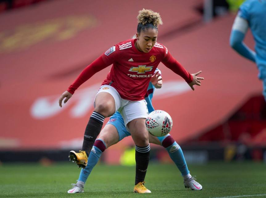 Lucy Bronze Encourages Lauren James to Embrace Her Attacking Instincts in Changing&nbsp;Roles