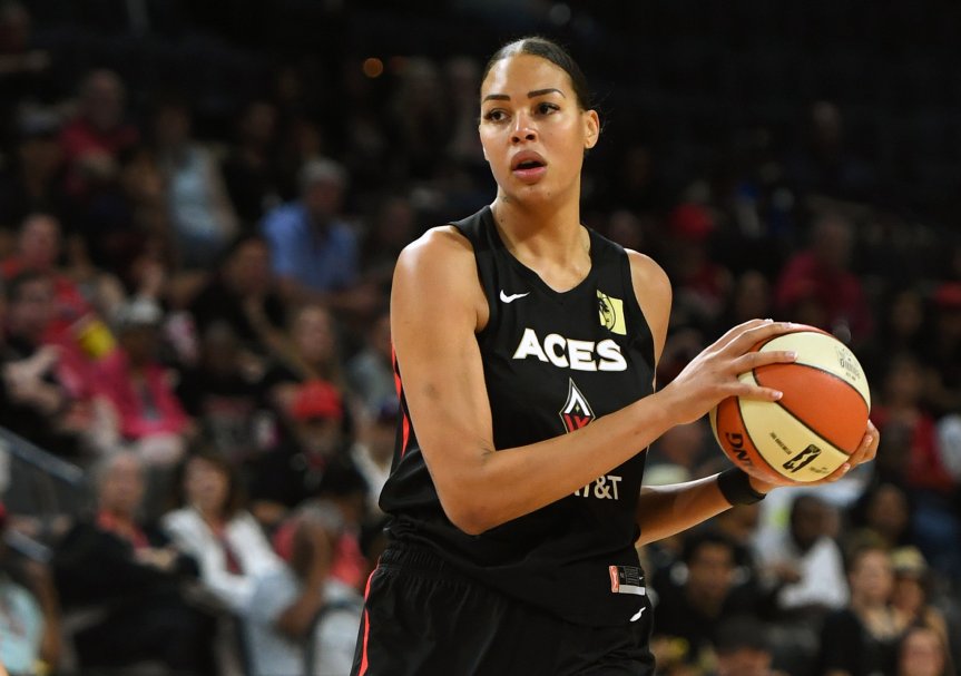 The Bizarre Turn of Events Surrounding Liz Cambage’s Controversial&nbsp;Scrimmage