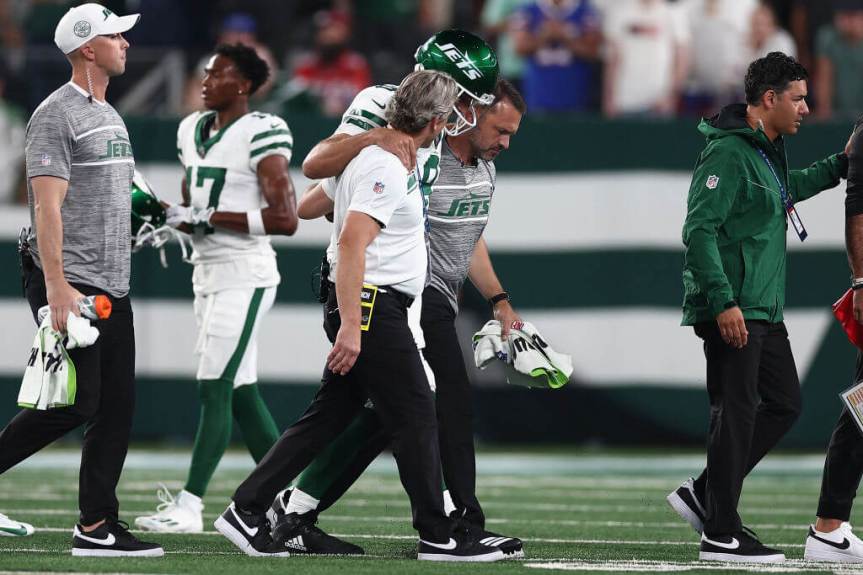 Aaron Rodgers Suffers Injury in Jets Debut: A Setback for New&nbsp;York