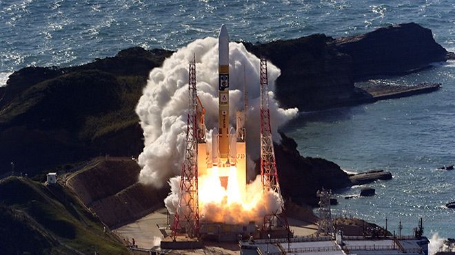 Japan’s Resilient Space Program: Rocket Bound for the Moon Successfully Lifts&nbsp;Off