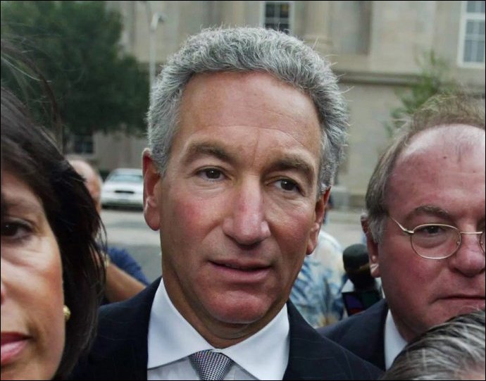 Charles Kushner’s Controversial Pardon Raises Questions about Ethics and Abuse of&nbsp;Power